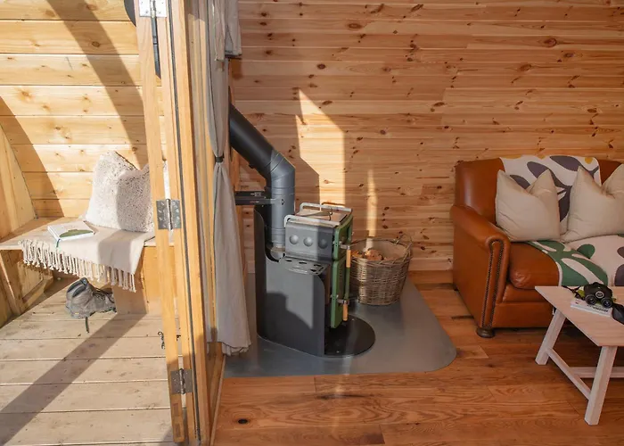 Glamping Pod 4 Truce *